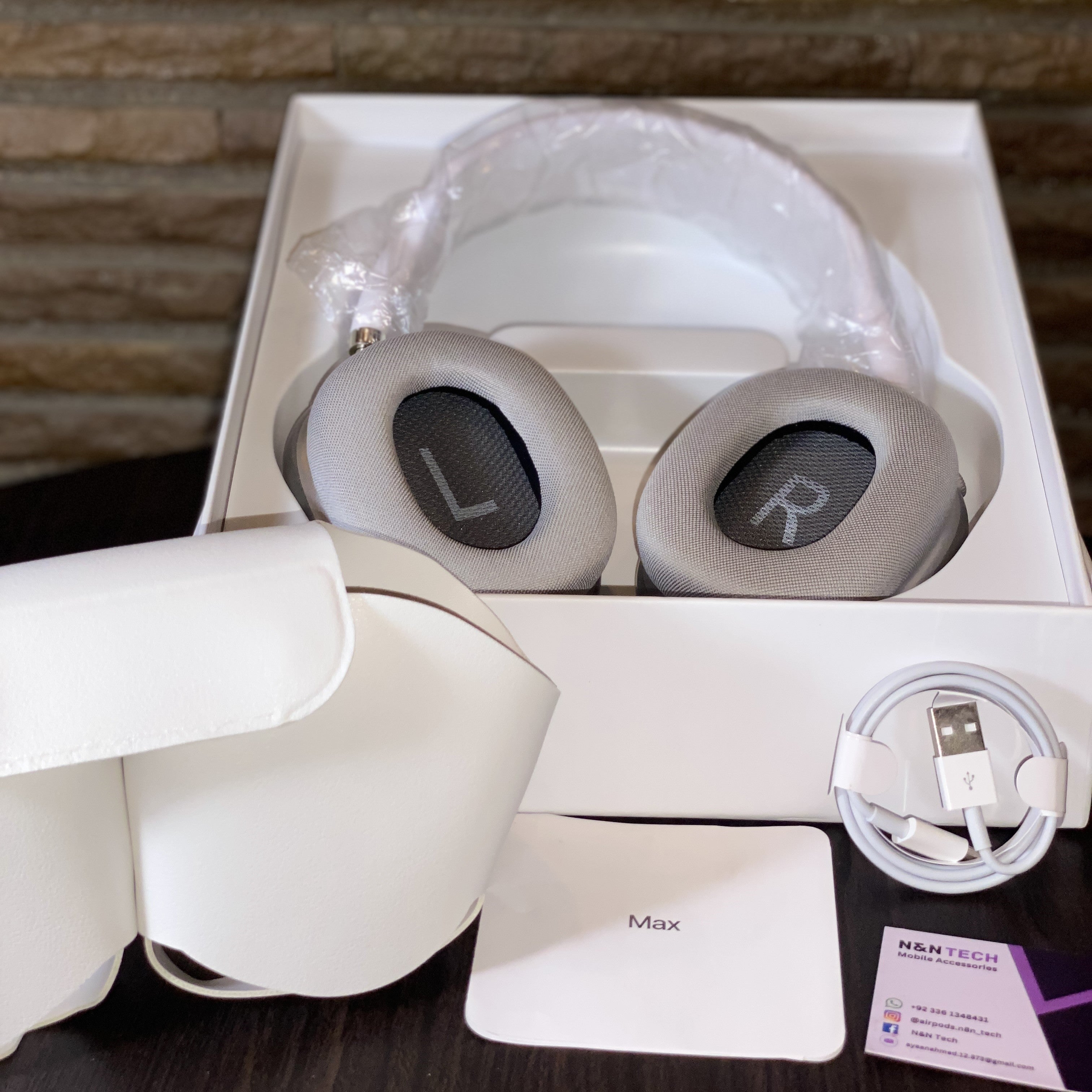 Apple AirPods Max 2 - Master Copy - Magnetic Cushion